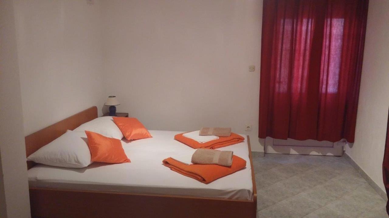 Apartments With A Parking Space Biograd Na Moru, Biograd - 860 Exterior photo