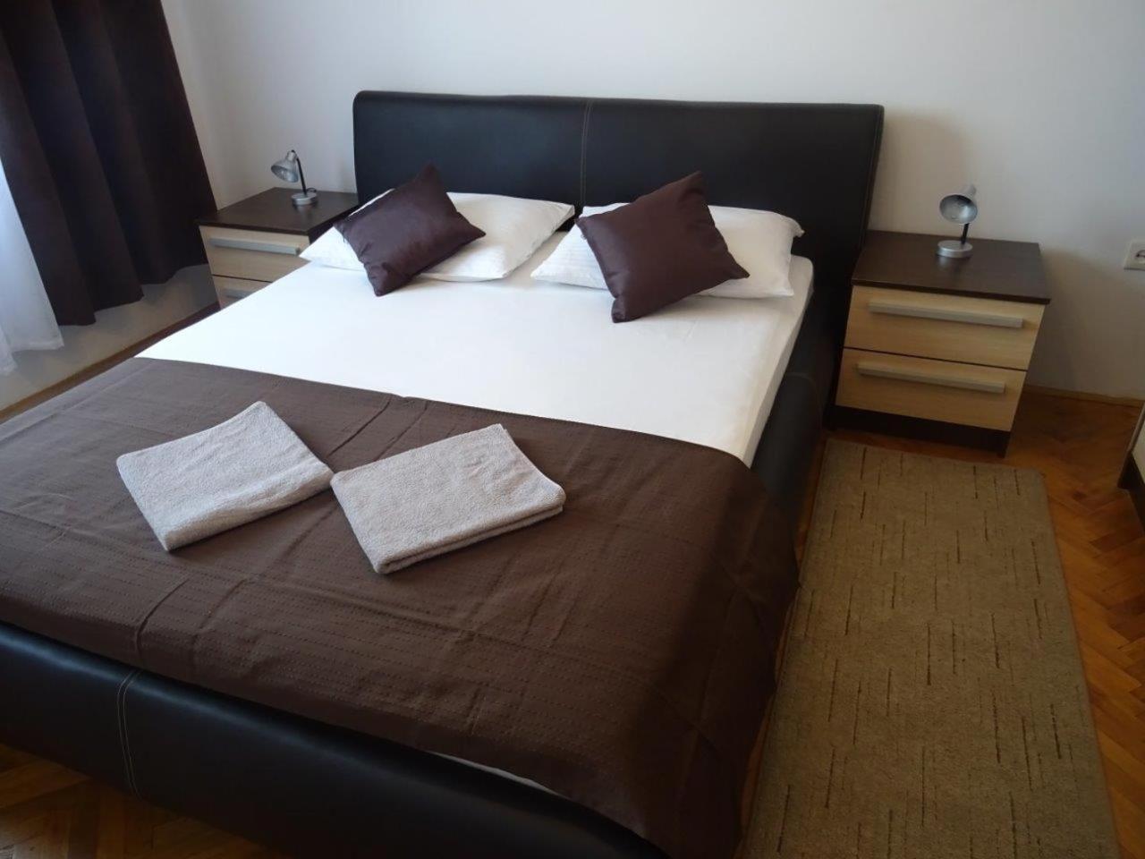 Apartments With A Parking Space Biograd Na Moru, Biograd - 860 Room photo